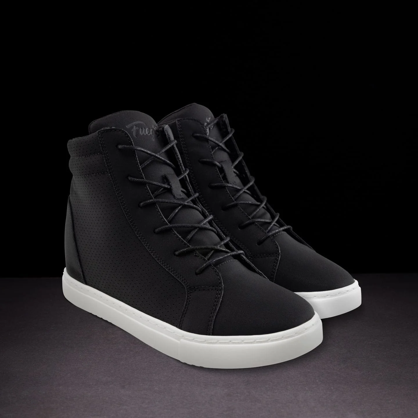 Black Wedge - Image 10