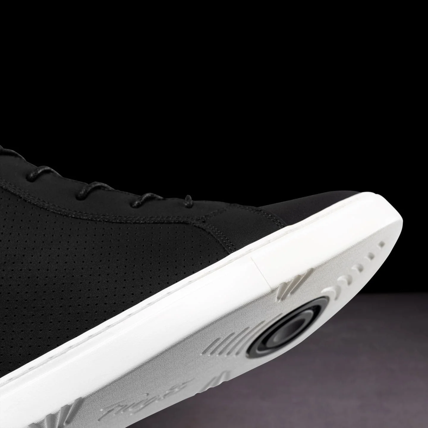 Black Wedge - Image 16