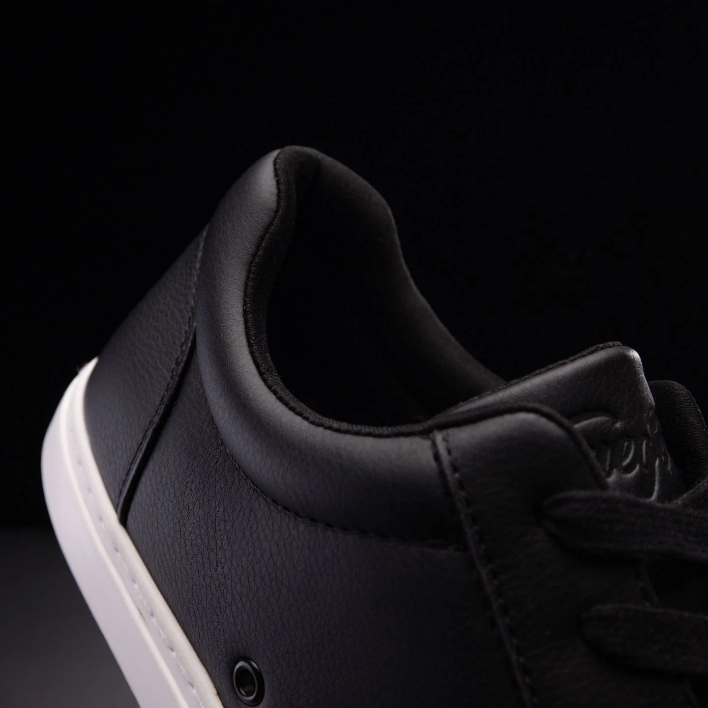 Black Low-top - Image 8