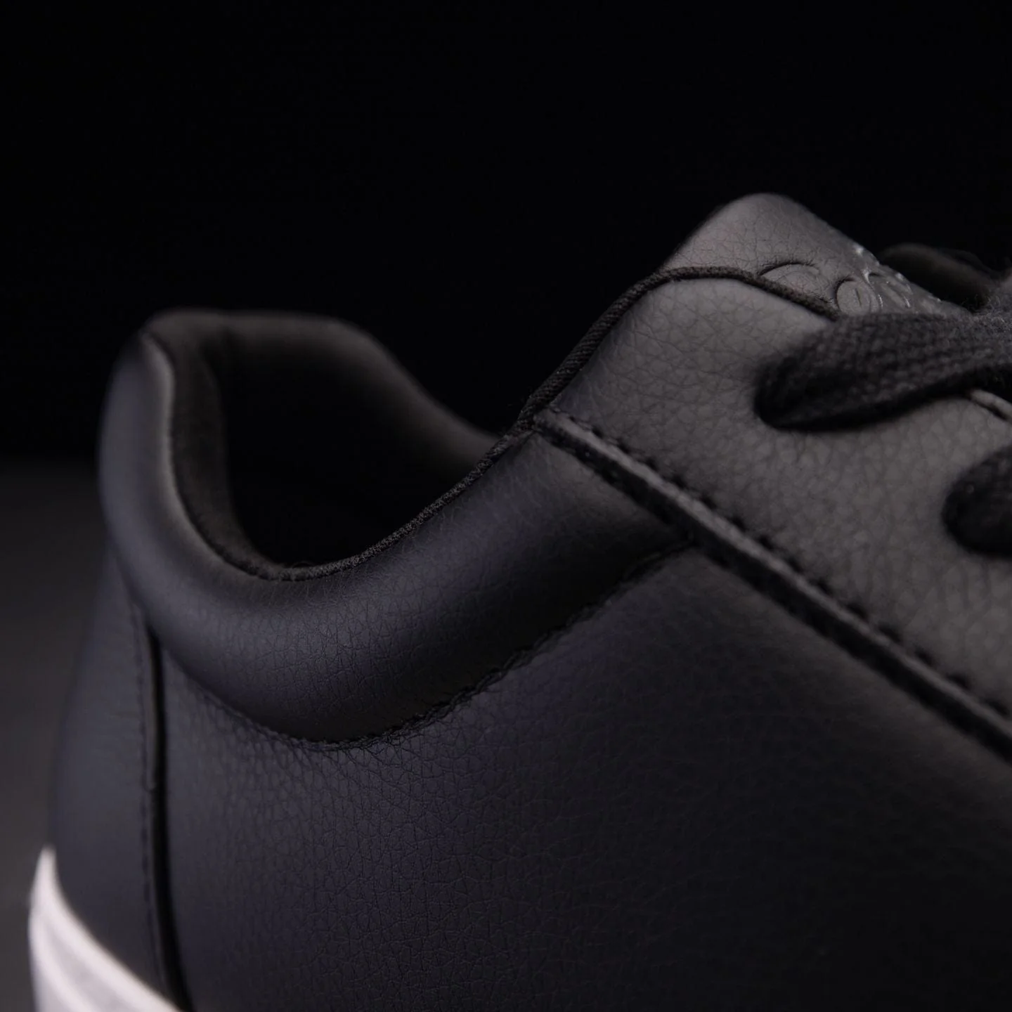 Black Low-top - Image 9